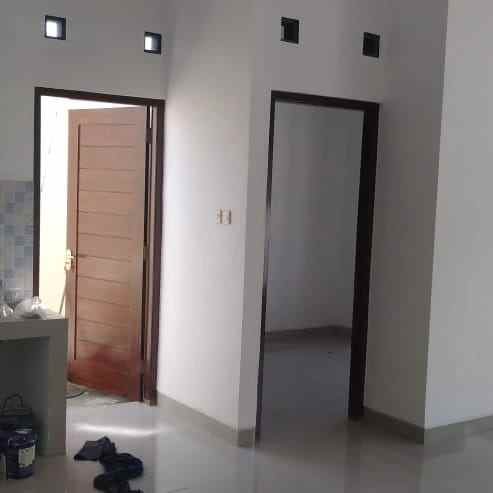 dijual rumah 900 meter sate klatak jos