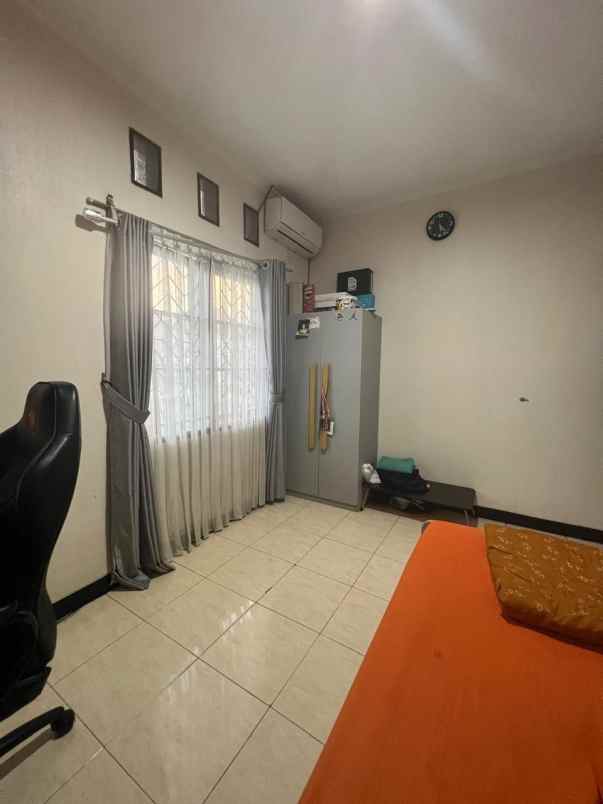 dijual rumah antapani