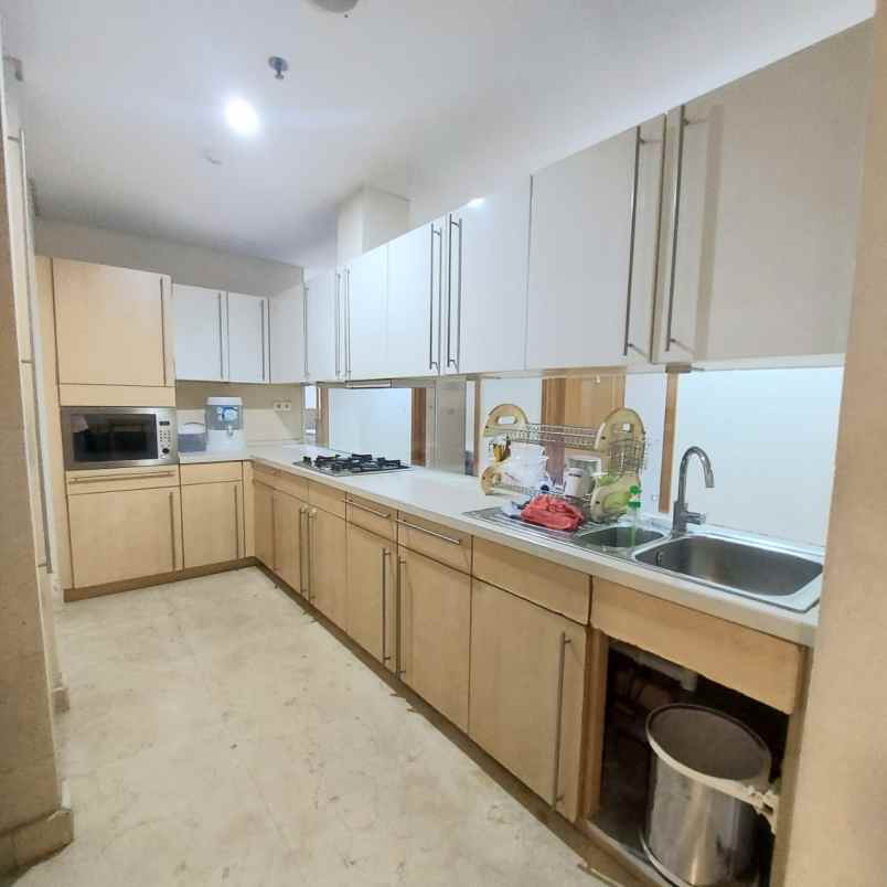 dijual rumah apt the summit kelapa