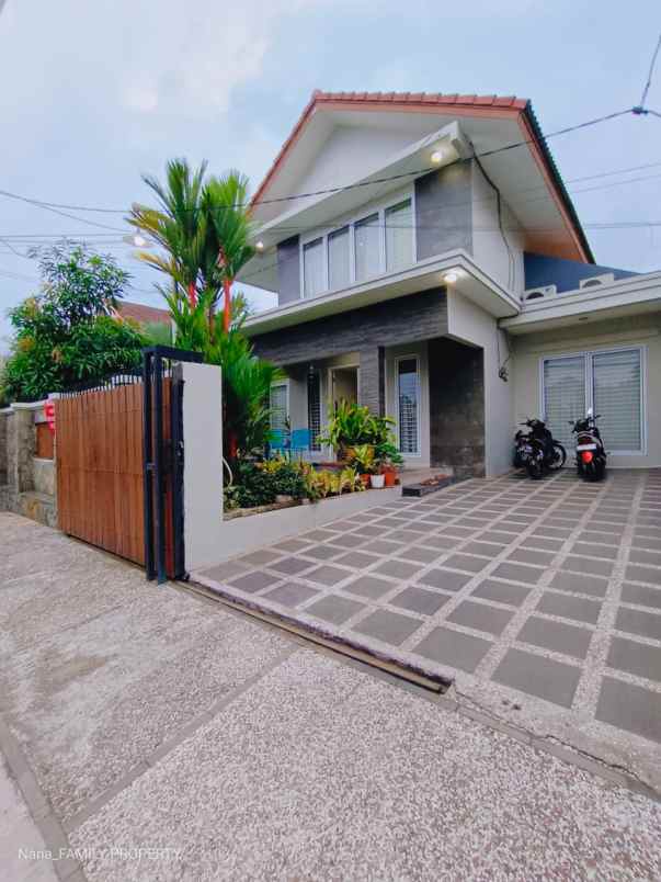 dijual rumah asri garden luas di bintaro jaya sektor3