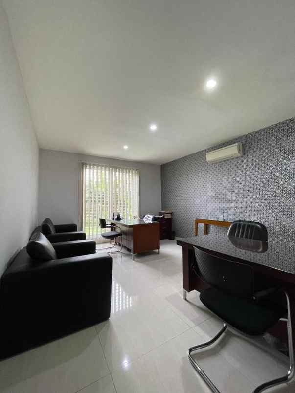 dijual rumah asri garden luas di bintaro jaya sektor3