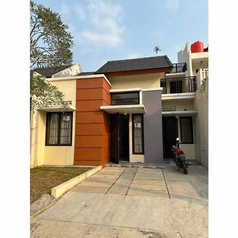 dijual rumah bali resort bogor