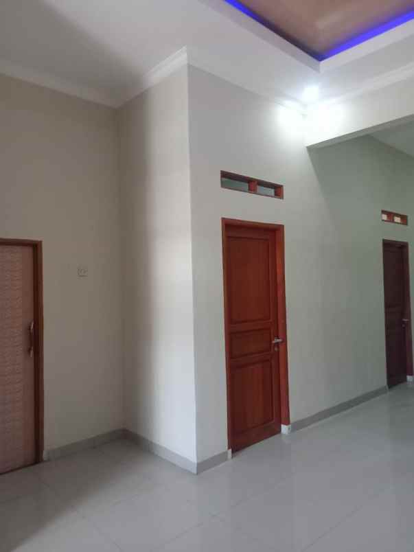 dijual rumah baru minimalis