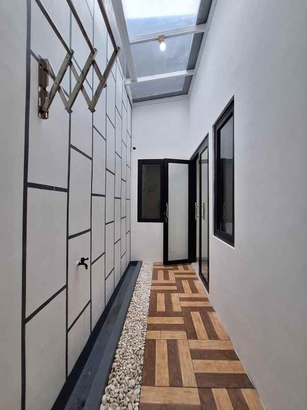 dijual rumah baru modern scandinavian dalam komplek