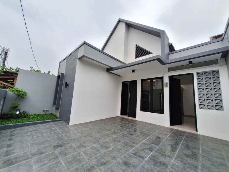 dijual rumah baru modern scandinavian dalam komplek