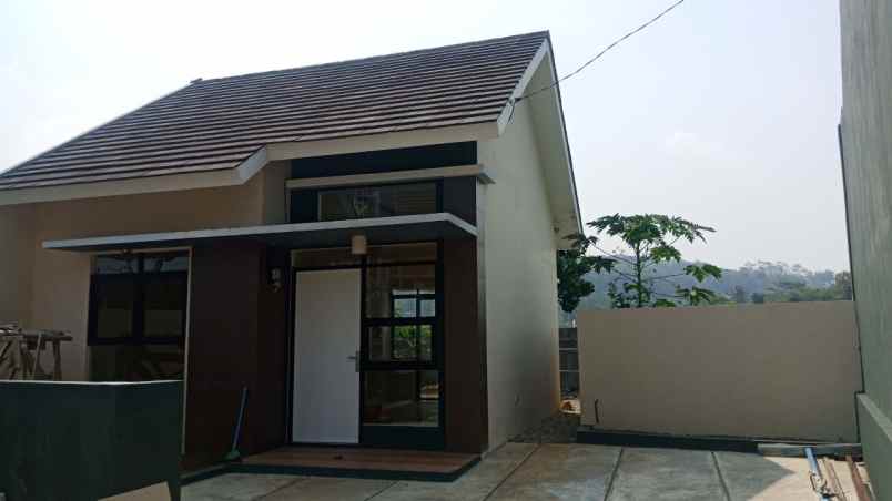 dijual rumah bojonghaleuang