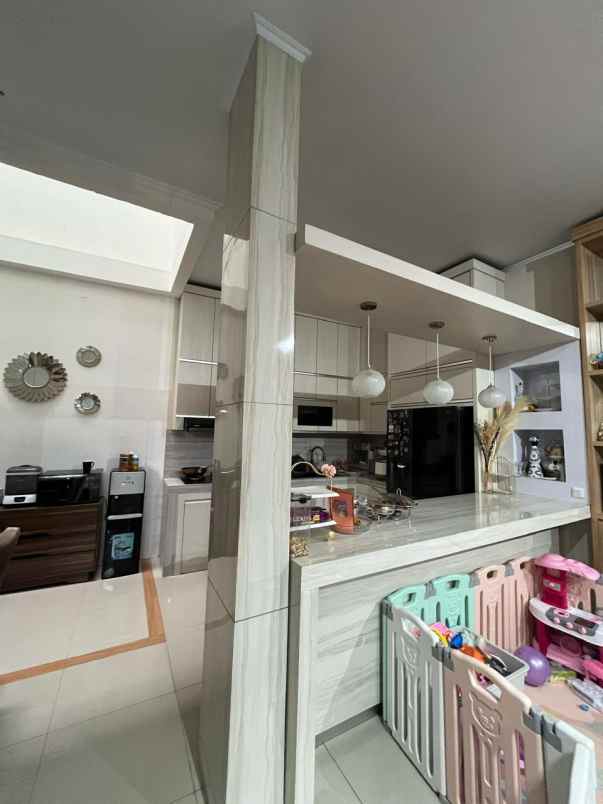 dijual rumah bu gegerkalong bandung utara