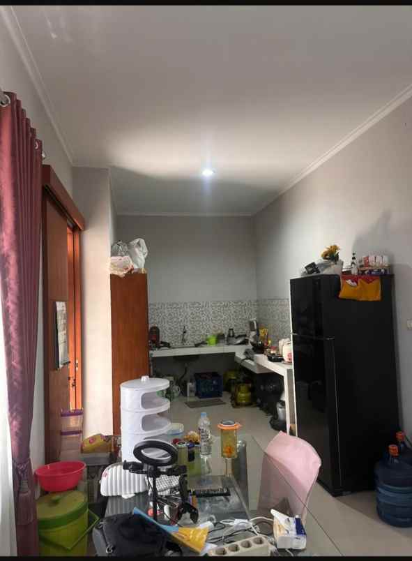 dijual rumah buahbatu