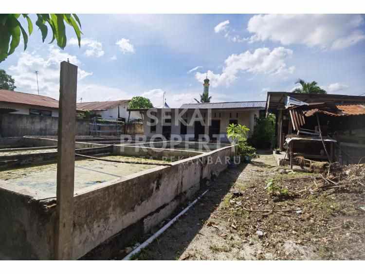 dijual rumah bulatan daerah jl melur sukajadi