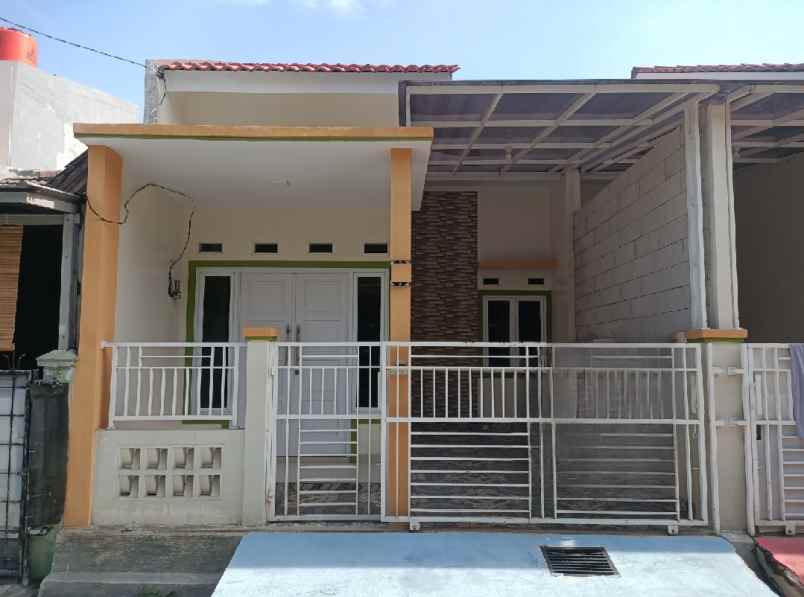 dijual rumah bumi anggrek bekasi