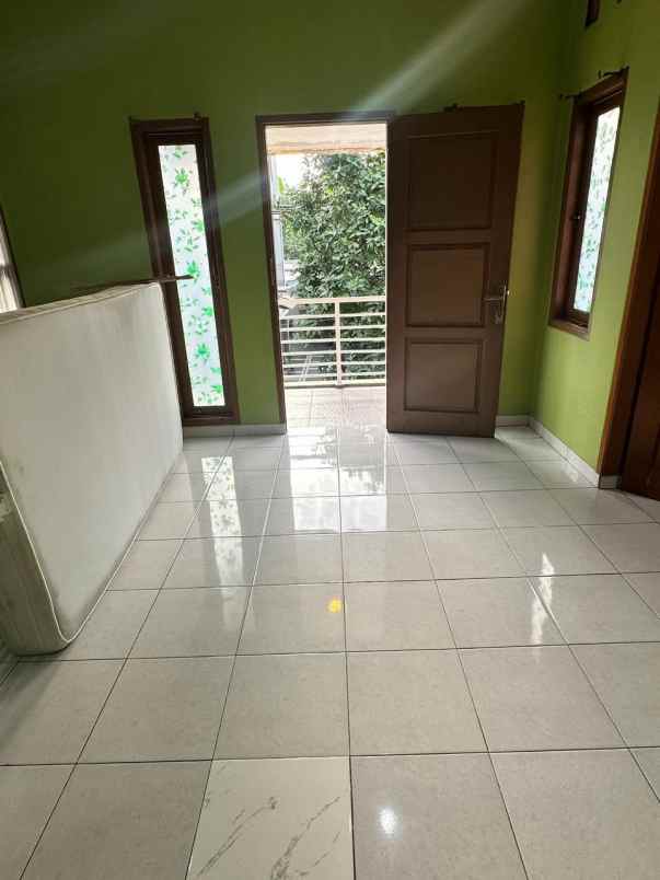 dijual rumah bungur townhouse