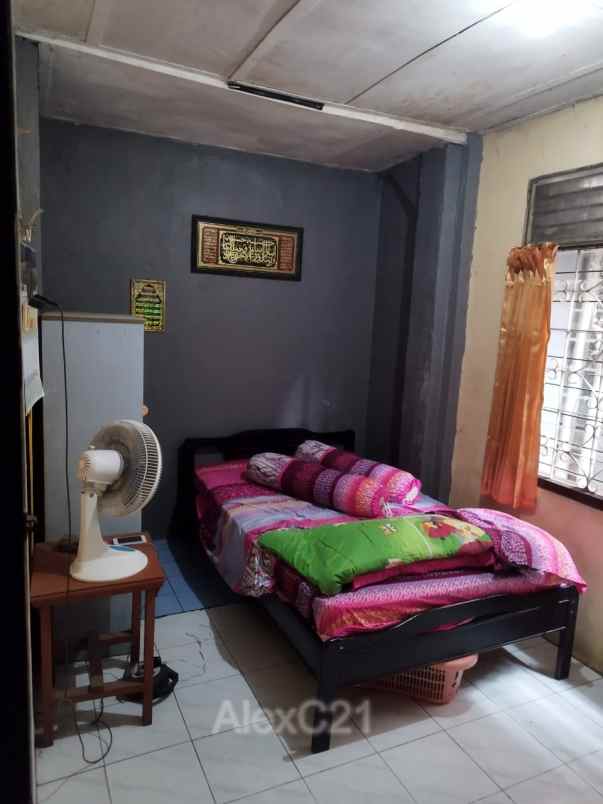 dijual rumah ceger