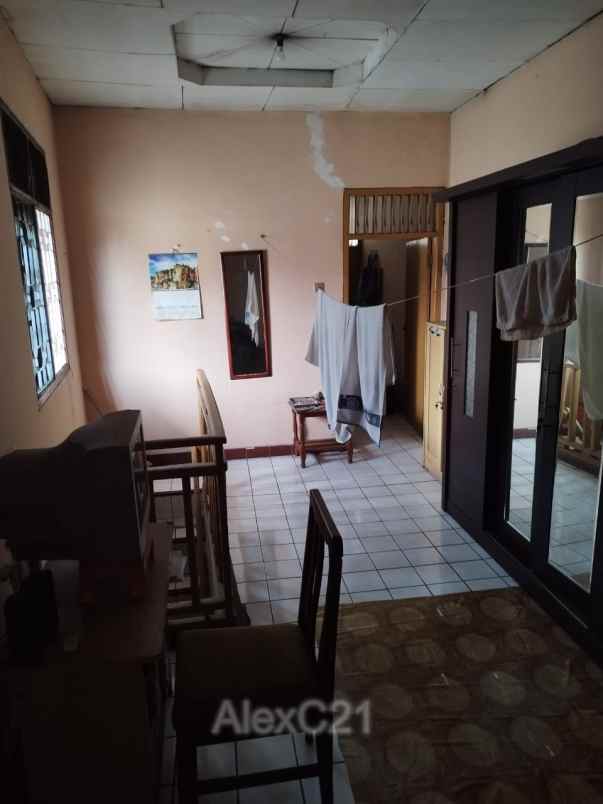 dijual rumah ceger