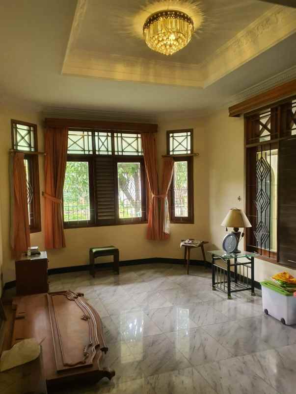 dijual rumah cibubur jakarta timur