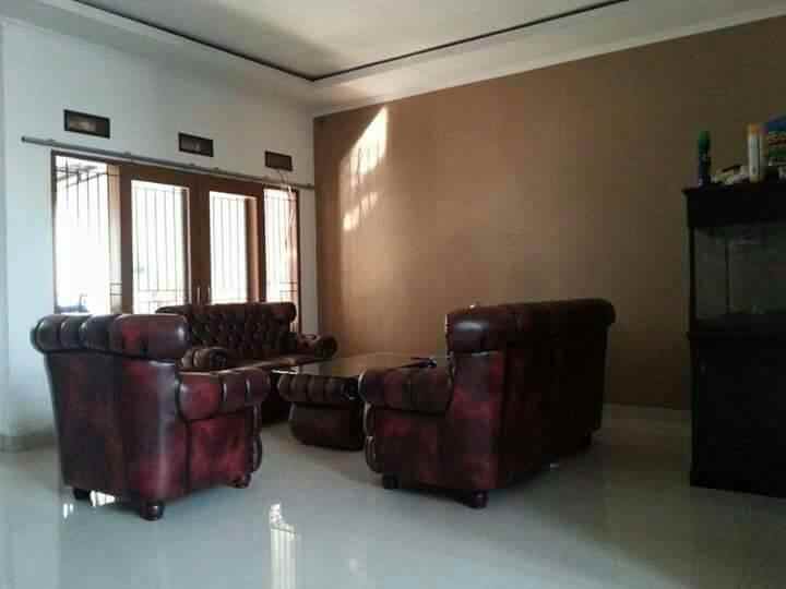 dijual rumah cihanjuang