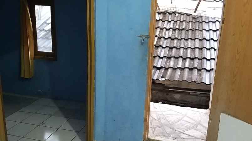 dijual rumah cihanjuang