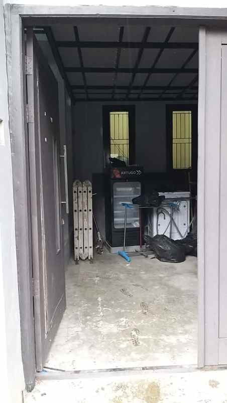 dijual rumah cihanjuang