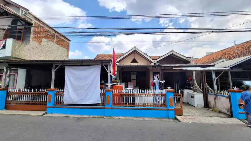 dijual rumah cihanjuang cibabat cimahi