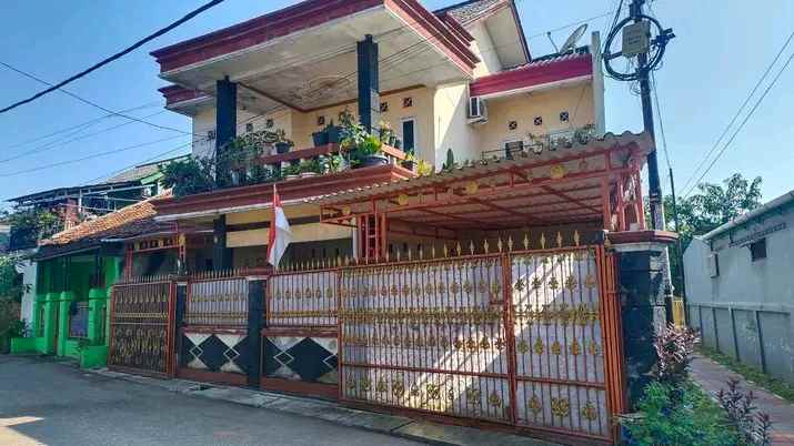 dijual rumah ciherang depok