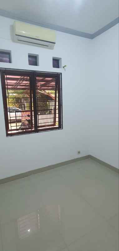 dijual rumah cikunir