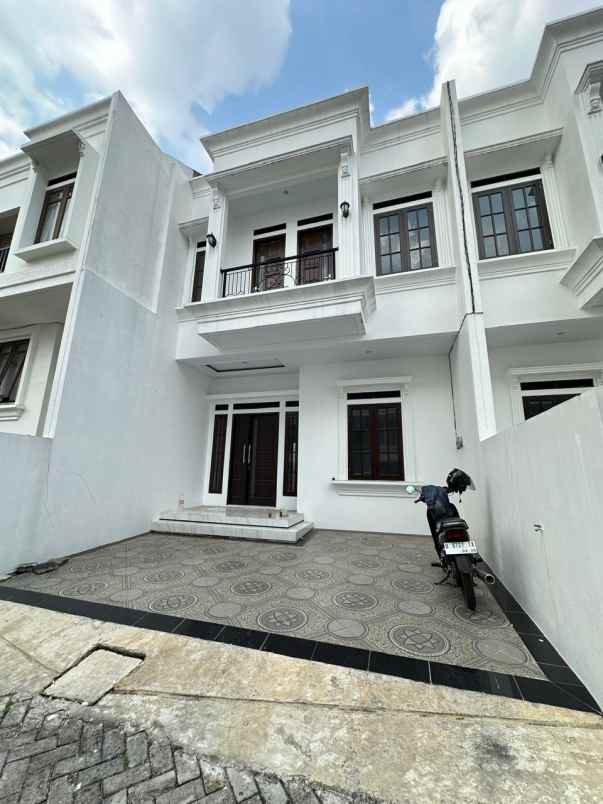 dijual rumah cilandak jakarta selatan