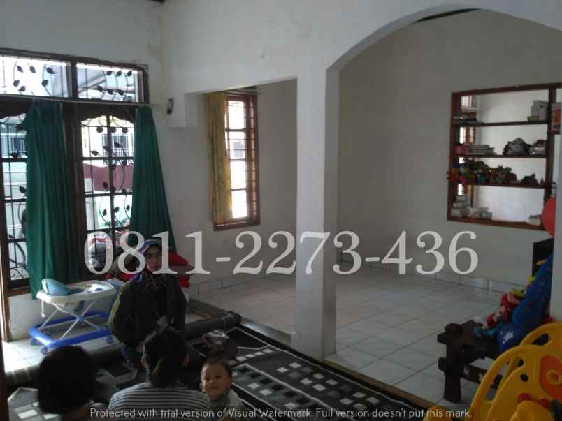 dijual rumah cipageran