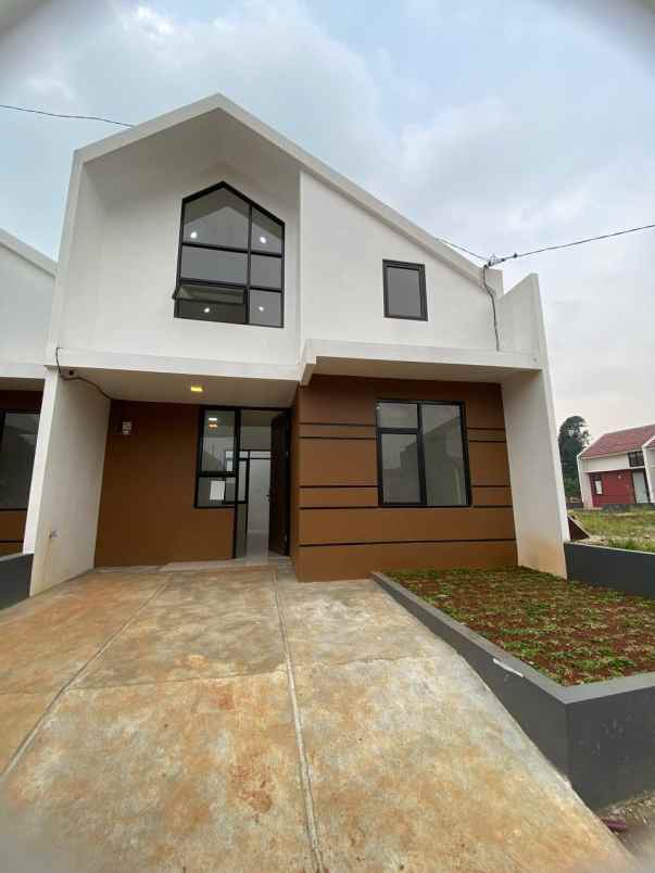 dijual rumah cipayung