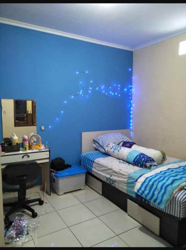 dijual rumah cisaranten