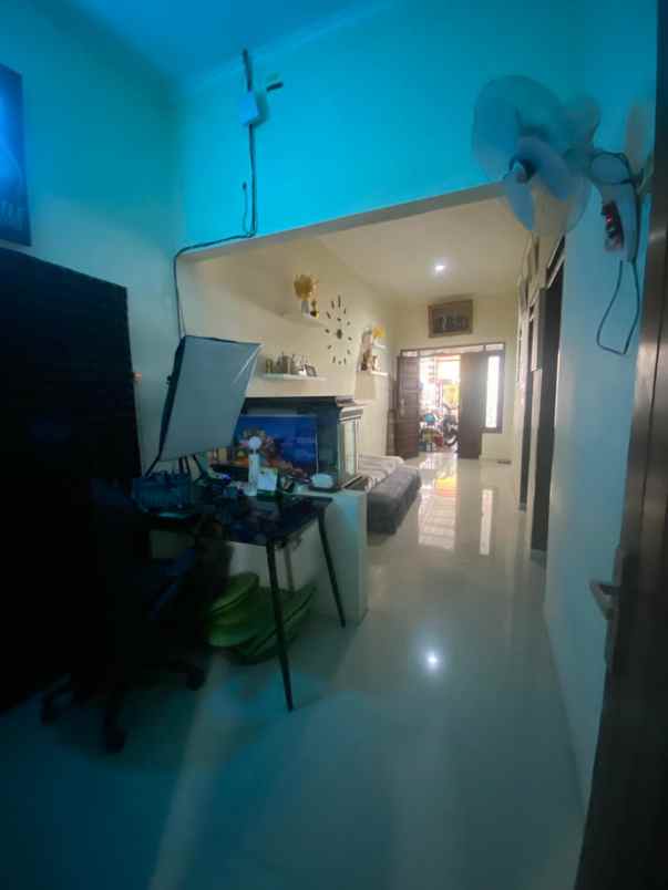 dijual rumah cisaranten kulon permata