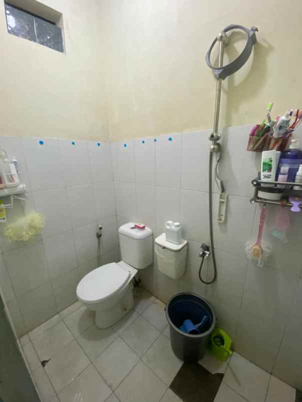 dijual rumah cisaranten kulon permata