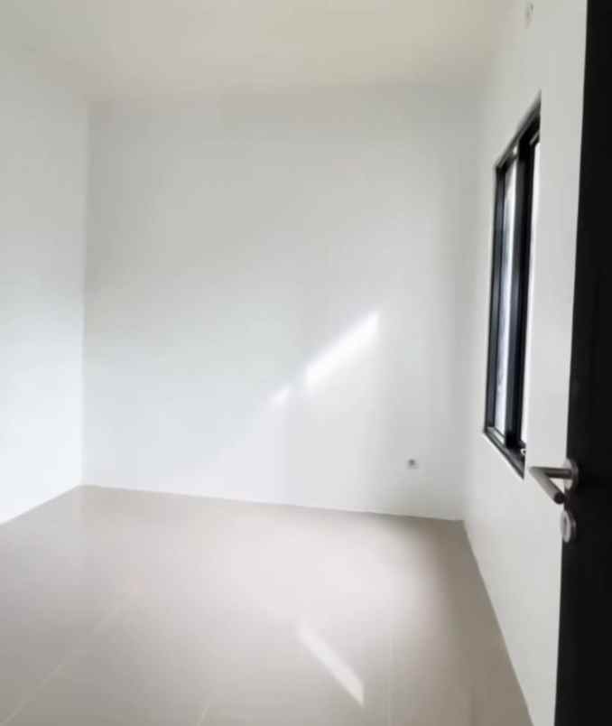 dijual rumah citra swarna tembong