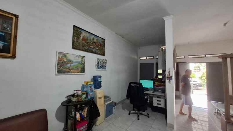 dijual rumah ciwaruga