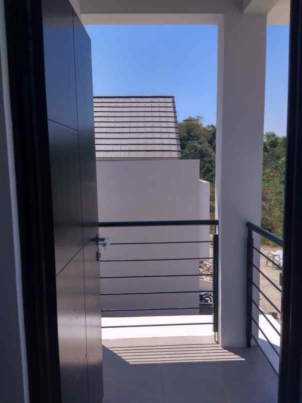 dijual rumah cluster bandung city light