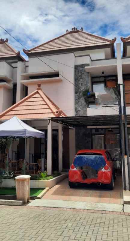 dijual rumah cluster billabong seotta