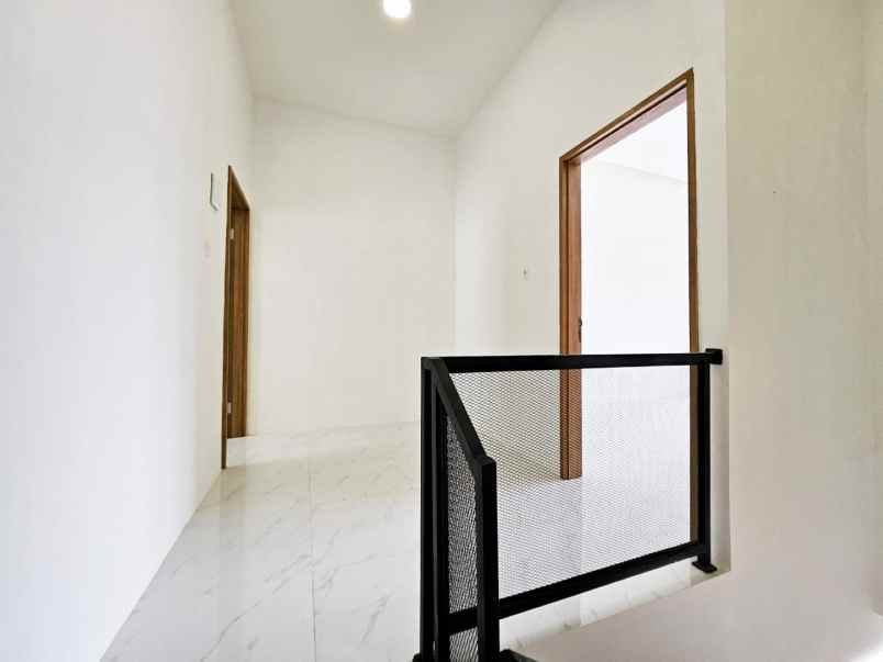 dijual rumah cluster boulevard hijau