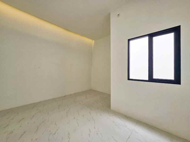 dijual rumah cluster boulevard hijau