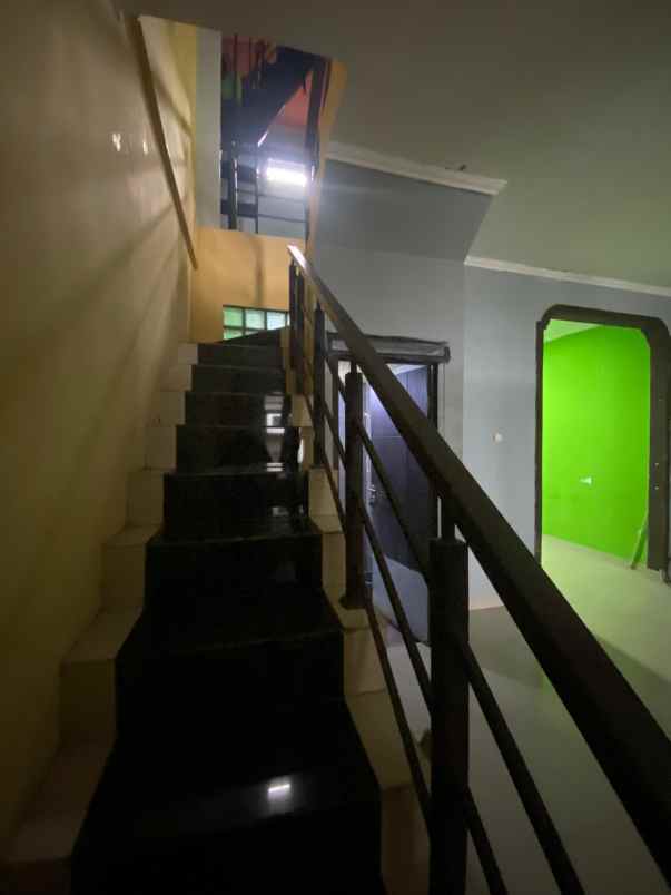 dijual rumah cluster edelweis