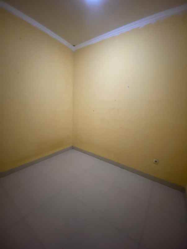 dijual rumah cluster edelweis