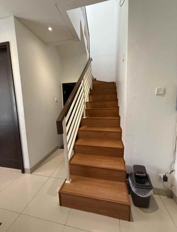 dijual rumah cluster shinano jgc