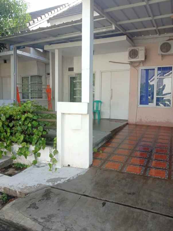 dijual rumah cluster taman cilandak