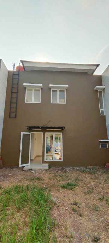 dijual rumah cluster victoria metland