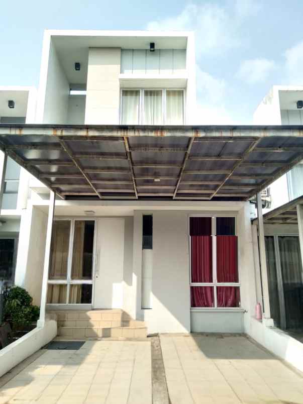 dijual rumah cluster yarra jgc jakarta