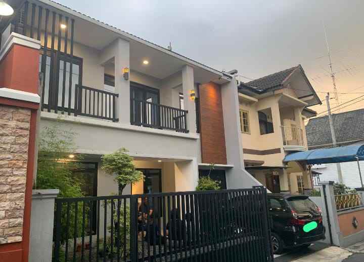 dijual rumah condongcatur depok sleman