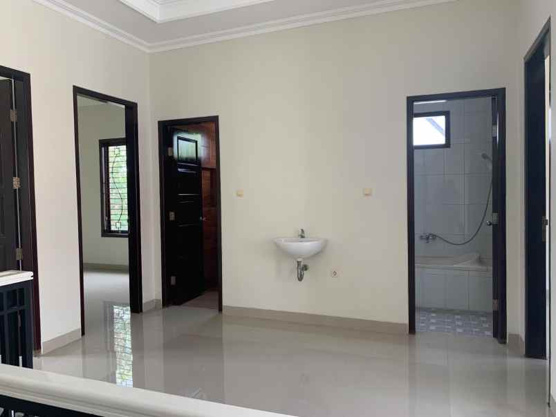 dijual rumah dalam perumahan di mlati dekat ringroad