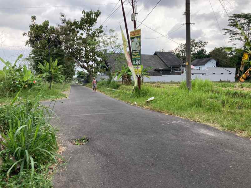 dijual rumah dan ruko mangku jl palagan siap pakai