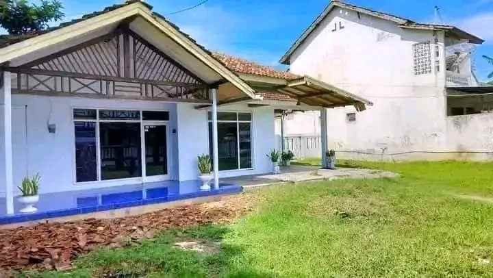 dijual rumah dan tanah