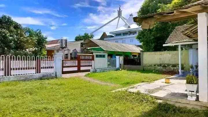 dijual rumah dan tanah