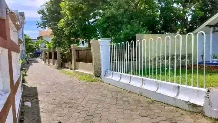 dijual rumah dan tanah