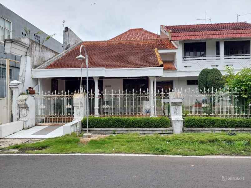 dijual rumah danau sentani timur sawojajar