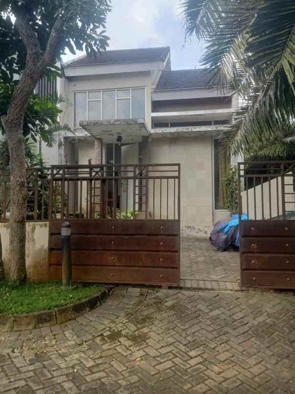 dijual rumah de casablanca buring satelit